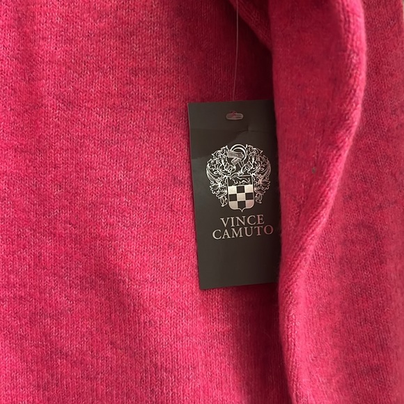 Vince Camuto Women's Medium Long Sleeve Crewneck Hot Pink Soft Pullover Sweater - Picture 2 of 4